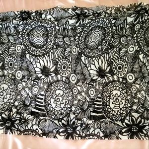 Black and White Scarf